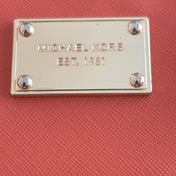 Michael Kors Burnt Orange Wristlet EUC - Picture 6 of 6